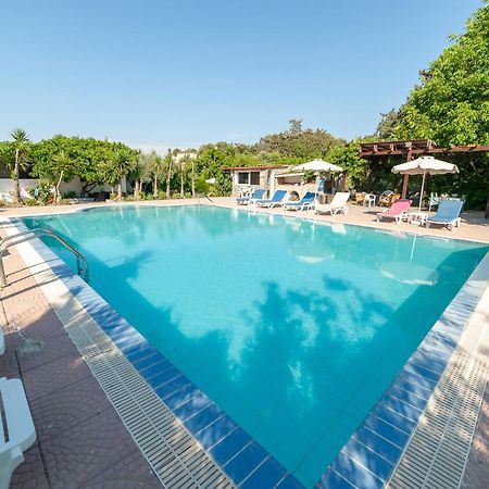 Artemis Studios - Pool And Garden Коскіну Екстер'єр фото