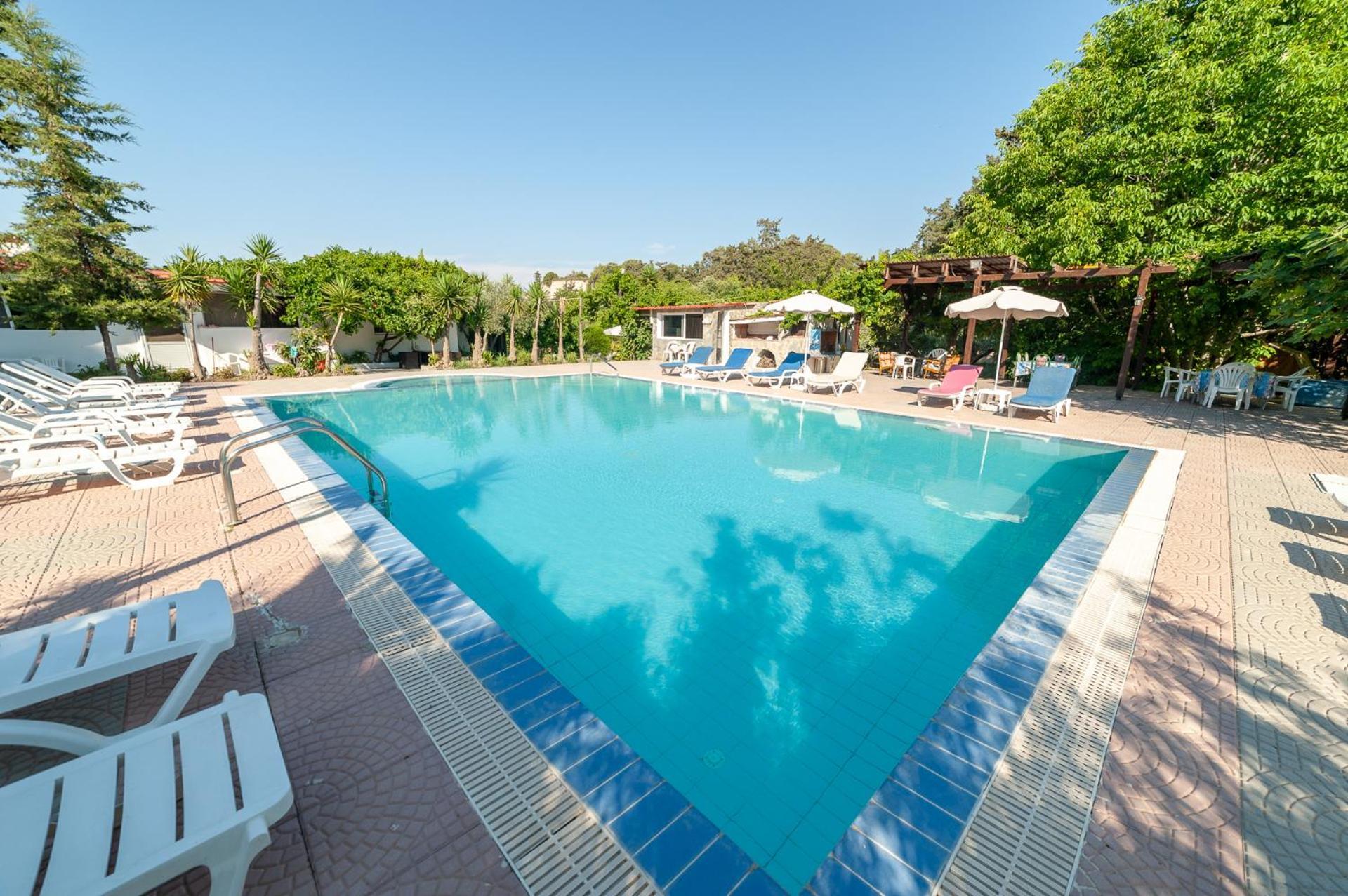Artemis Studios - Pool And Garden Коскіну Екстер'єр фото